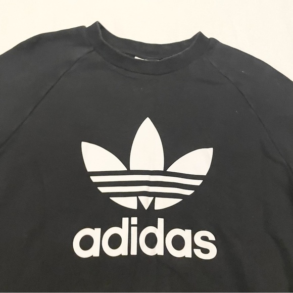Adidas Men's Black Crewneck Sweater Size Medium - Picture 2 of 16
